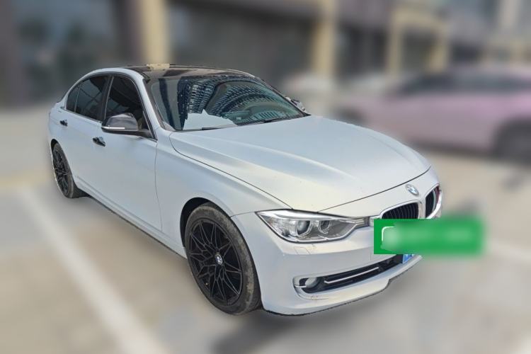 Used BMW 3 Series 2014 320Li Fashion Model Front Right 45 Deg