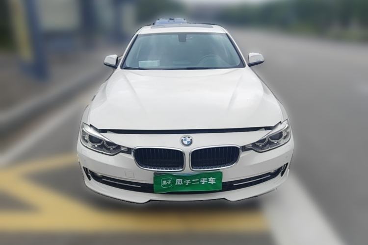 Used BMW 3 Series 2014 320i Sport Edition Front