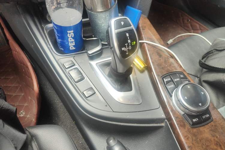 Used BMW 3 Series 2014 328Li xDrive Luxury Design Package Gear Lever