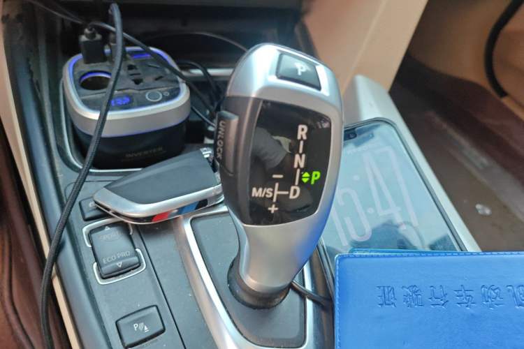 Used BMW 3 Series 2014 320Li Fashion Model Gear Lever