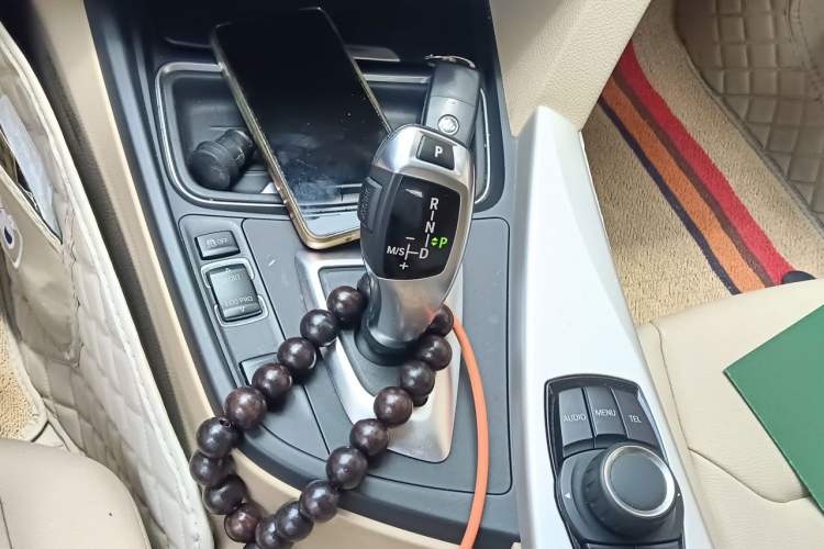 Used BMW 3 Series 2014 320Li Fashion Model Gear Lever