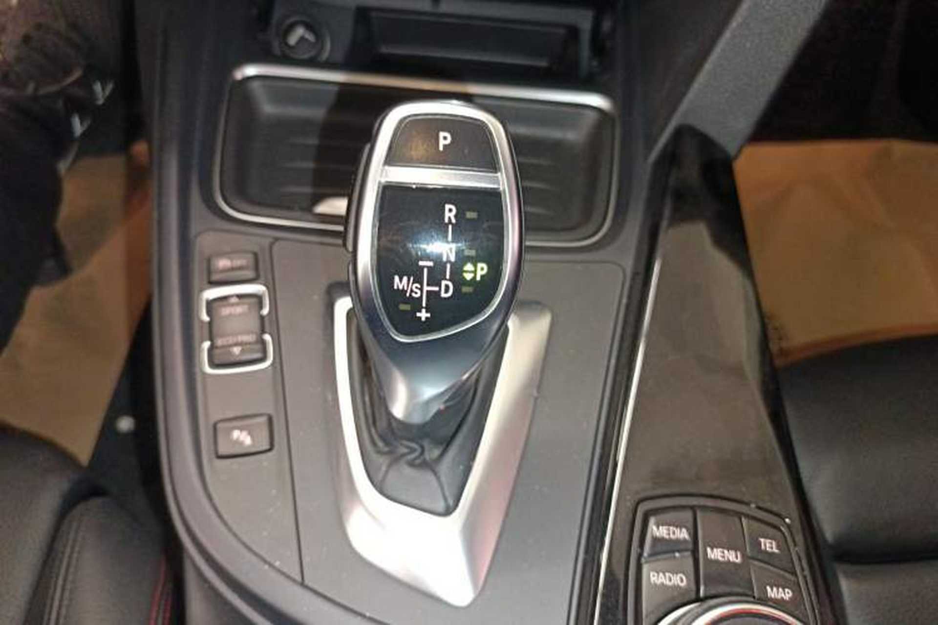 Used BMW 3 Series 2014 328i Sport Design Package Gear Lever