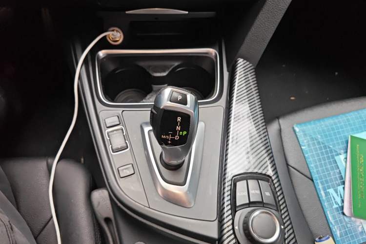Used BMW 3 Series 2014 320Li Fashion Model Gear Lever