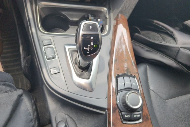 Used BMW 3 Series 2014 328Li Fashion Model Gear Lever
