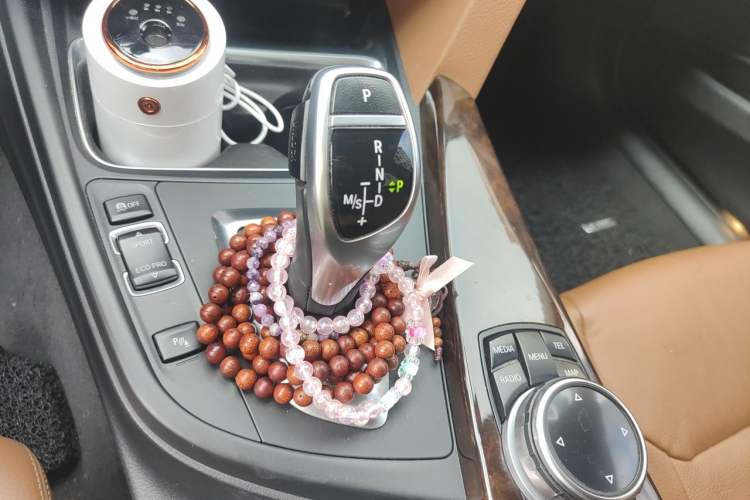 Used BMW 3 Series 2014 320Li Luxury Design Package Gear Lever