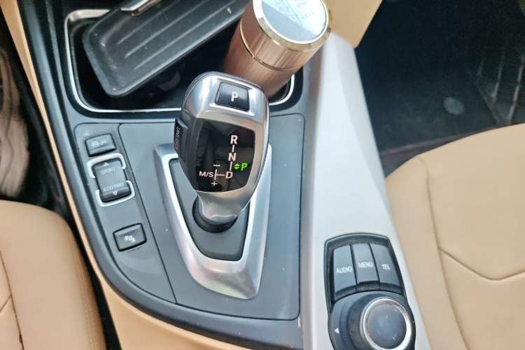 Used BMW 3 Series 2014 320Li Fashion Model Gear Lever