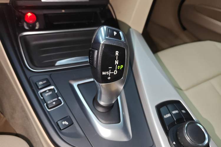 Used BMW 3 Series 2014 320Li Fashion Model Gear Lever
