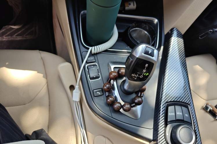 Used BMW 3 Series 2014 320Li Fashion Model Gear Lever