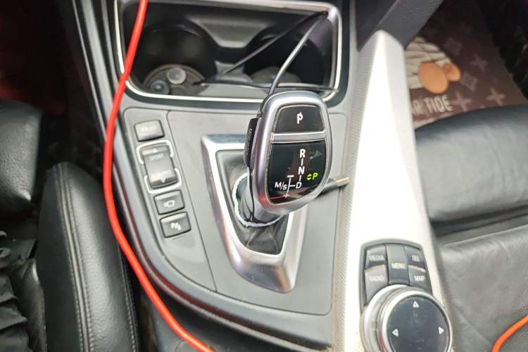 Used BMW 3 Series 2014 328i Sport Design Package Gear Lever