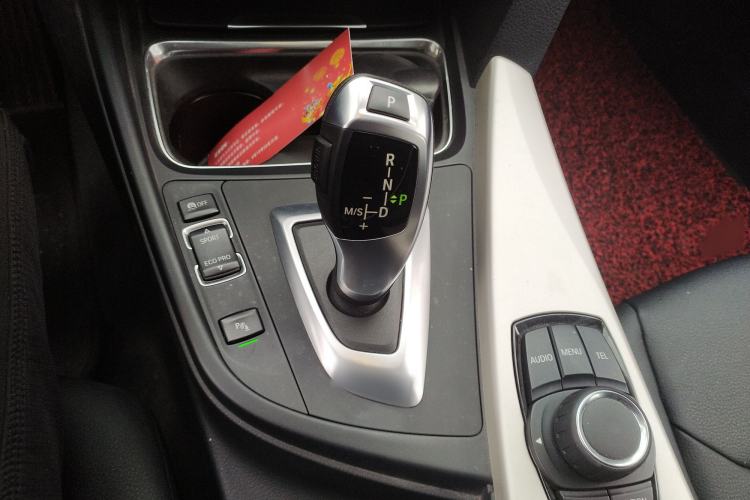 Used BMW 3 Series 2014 320Li Fashion Model Gear Lever