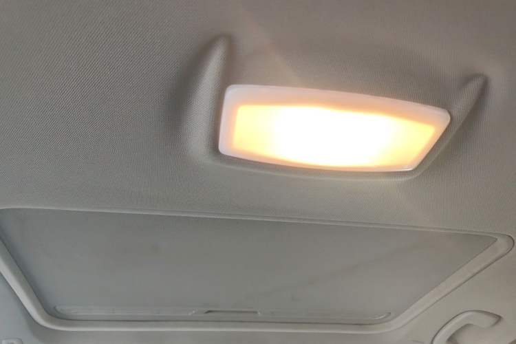 Used BMW 3 Series 2014 320i Sport Edition Headliner
