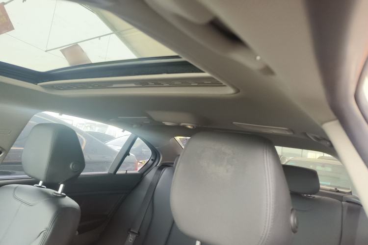 Used BMW 3 Series 2014 320Li Fashion Model Headliner