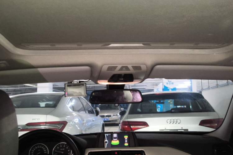 Used BMW 3 Series 2014 320Li Fashion Model Headliner