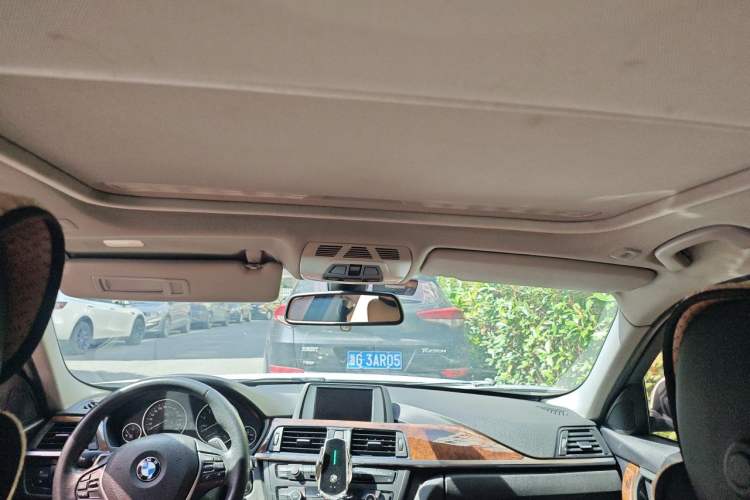 Used BMW 3 Series 2014 328Li Fashion Model Headliner