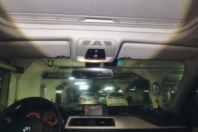 Used BMW 3 Series 2014 320Li Fashion Model Headliner