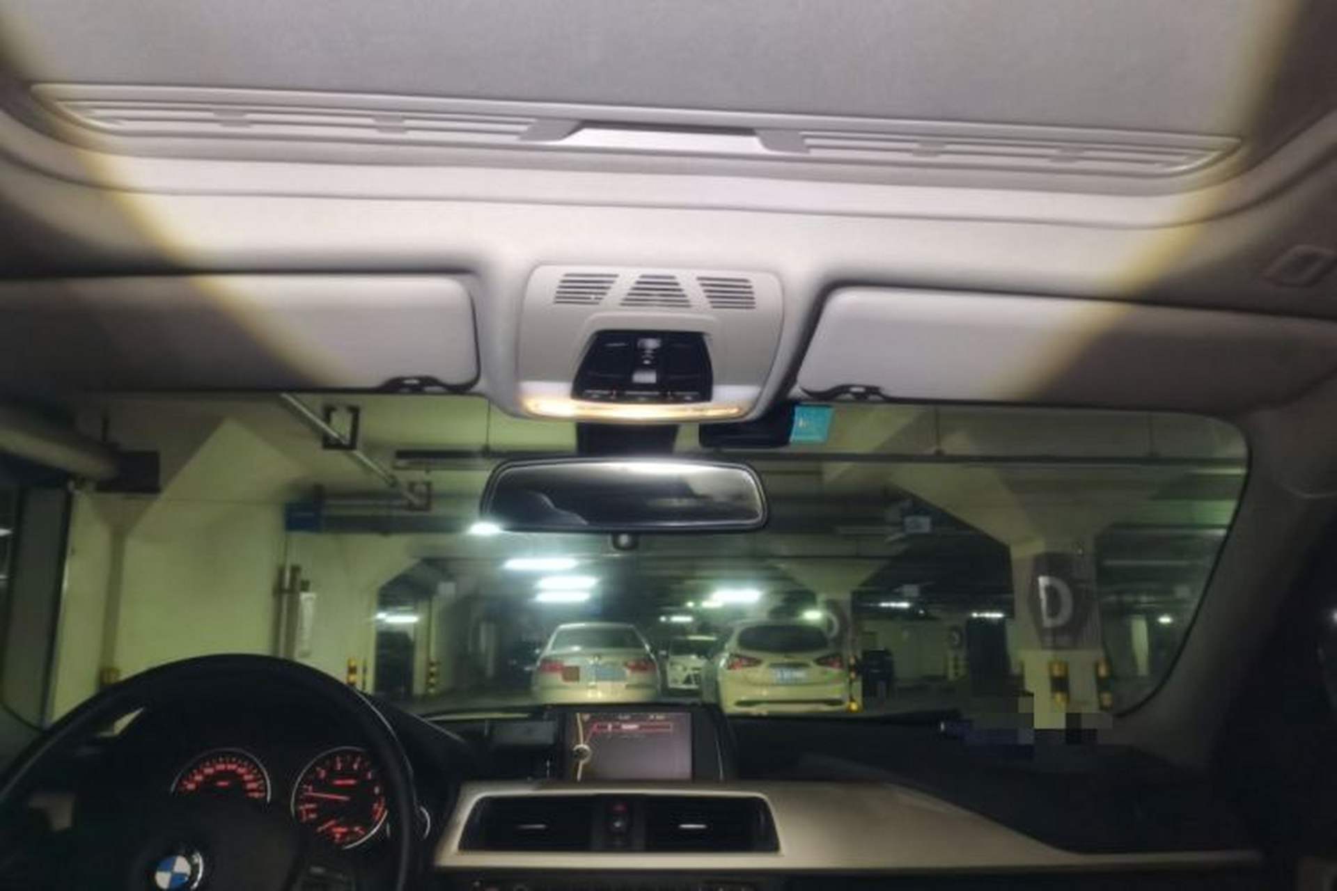 Used BMW 3 Series 2014 320Li Fashion Model Headliner