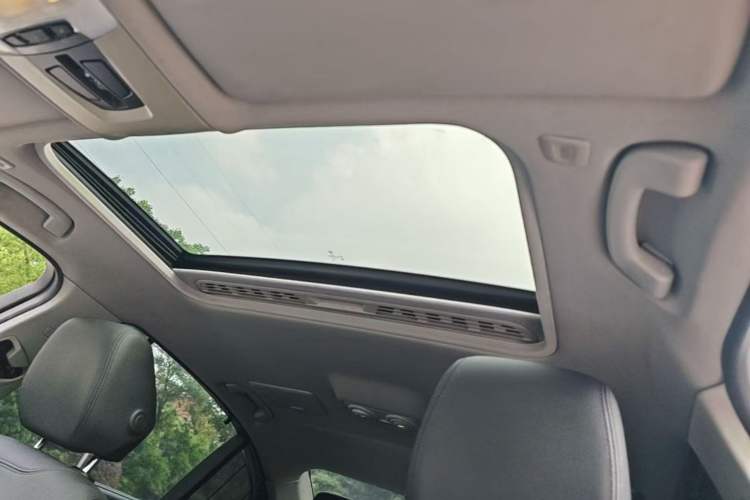Used BMW 3 Series 2014 320Li Fashion Model Headliner