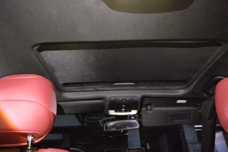 Used BMW 3 Series 2014 320Li Fashion Model Headliner