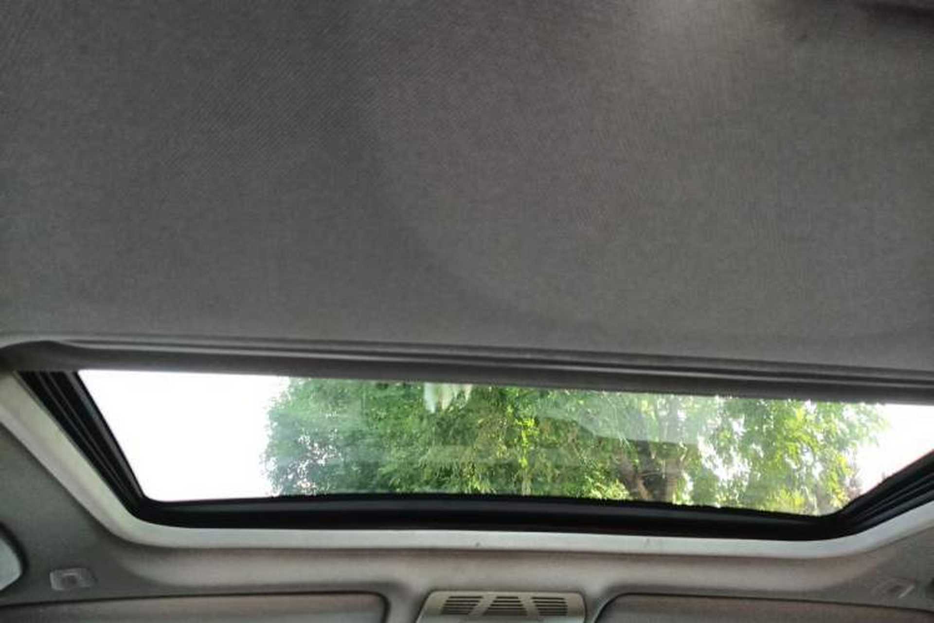 Used BMW 3 Series 2014 320Li Fashion Model Headliner