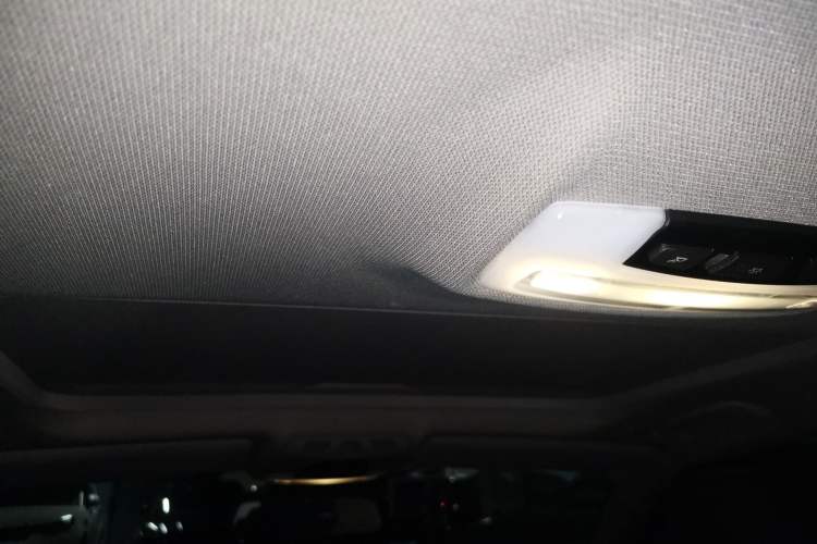 Used BMW 3 Series 2014 328i Sport Design Package Headliner