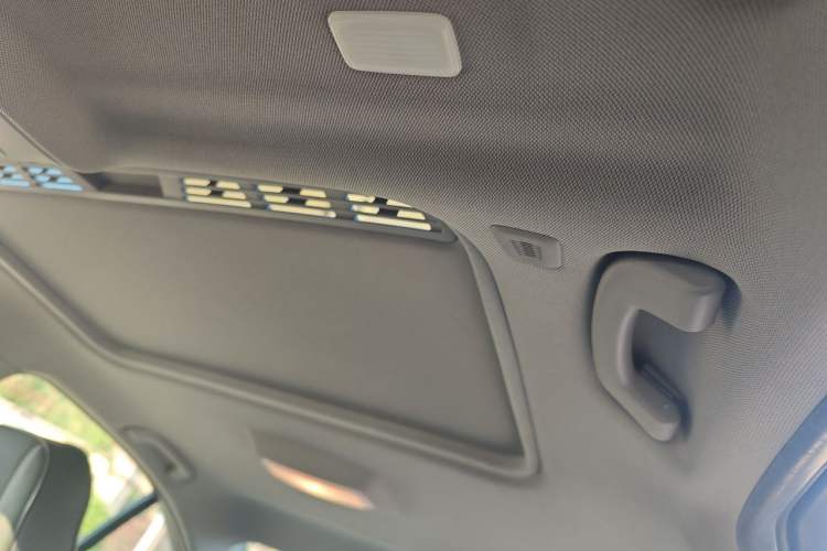 Used BMW 3 Series 2014 320i Sport Edition Headliner