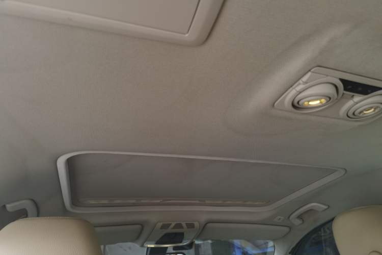 Used BMW 3 Series 2014 328Li Fashion Model Headliner
