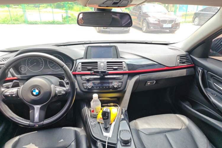 Used BMW 3 Series 2014 320i Sport Edition Headliner