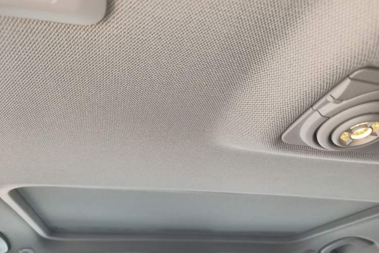 Used BMW 3 Series 2014 328Li Fashion Model Headliner