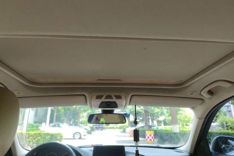 Used BMW 3 Series 2014 320Li Luxury Design Package Headliner