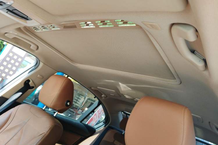 Used BMW 3 Series 2014 320Li Luxury Design Package Headliner