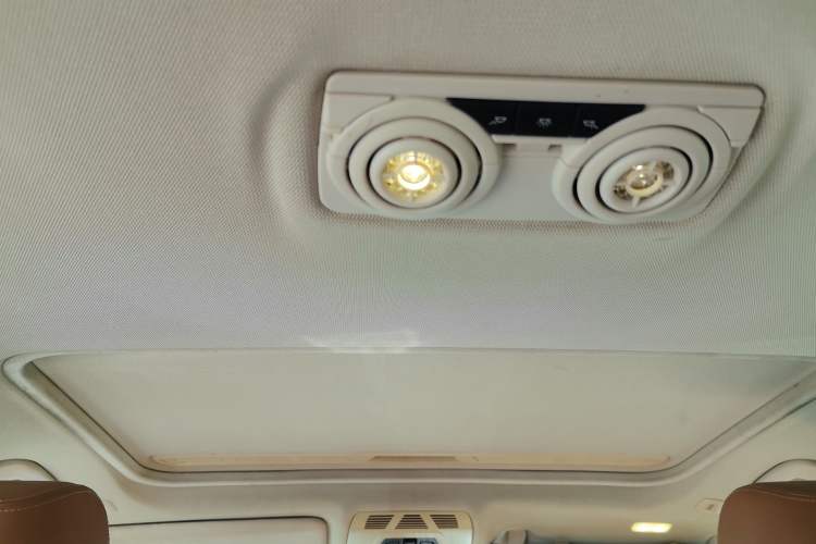 Used BMW 3 Series 2014 328Li Luxury Design Package Headliner