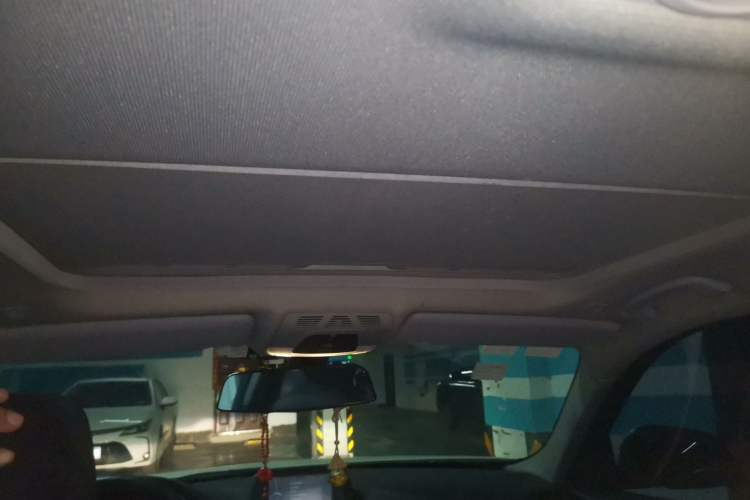Used BMW 3 Series 2014 320Li Fashion Model Headliner