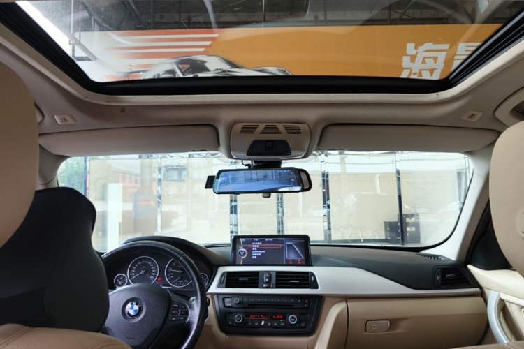 Used BMW 3 Series 2014 320Li Fashion Model Headliner