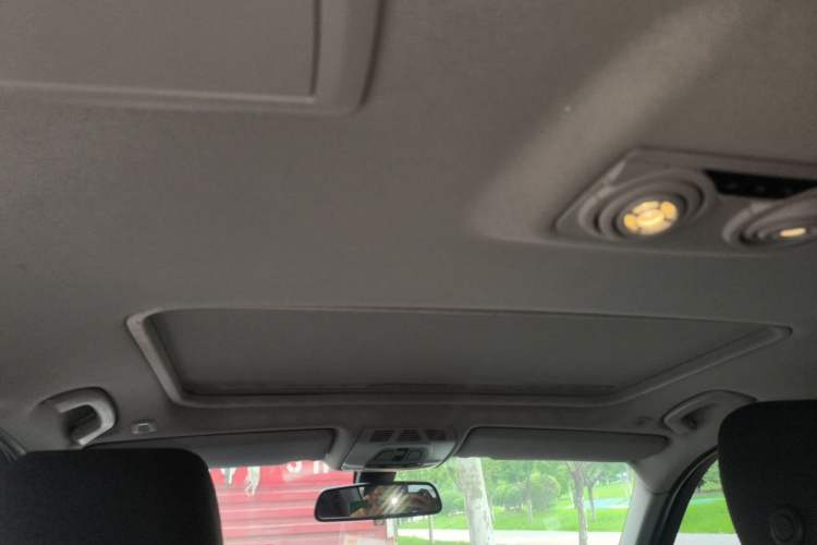 Used BMW 3 Series 2014 320Li Fashion Model Headliner