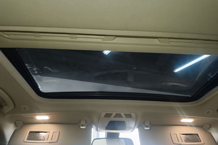 Used BMW 3 Series 2014 320Li Fashion Model Headliner