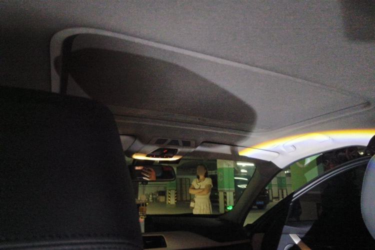 Used BMW 3 Series 2014 320Li Fashion Model Headliner