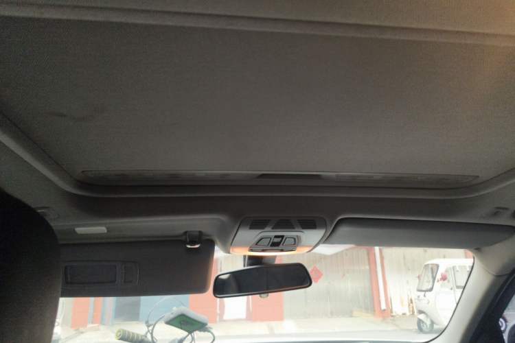Used BMW 3 Series 2014 320i Sport Edition Headliner