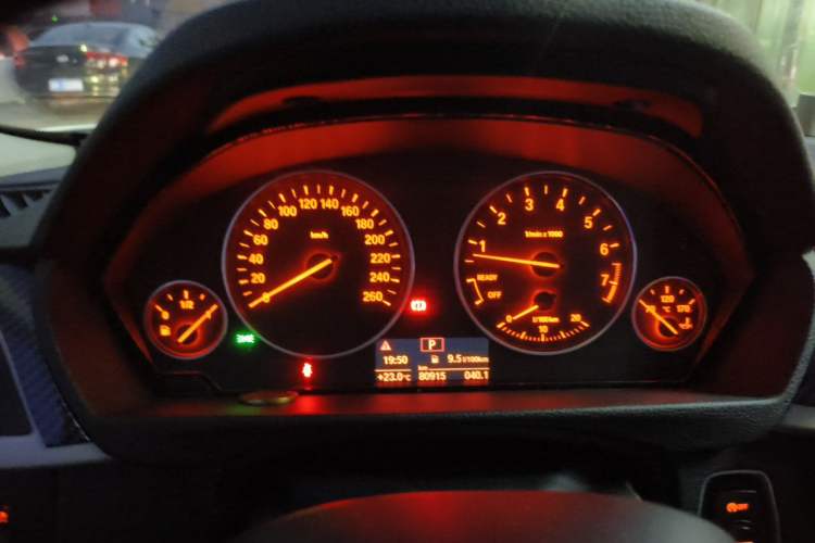 Used BMW 3 Series 2014 320Li Fashion Model Instrument Cluster