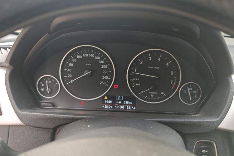 Used BMW 3 Series 2014 320Li Fashion Model Instrument Cluster