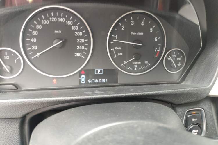 Used BMW 3 Series 2014 320i Sport Edition Instrument Cluster