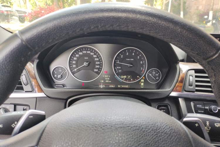 Used BMW 3 Series 2014 320Li Fashion Design Package Instrument Cluster