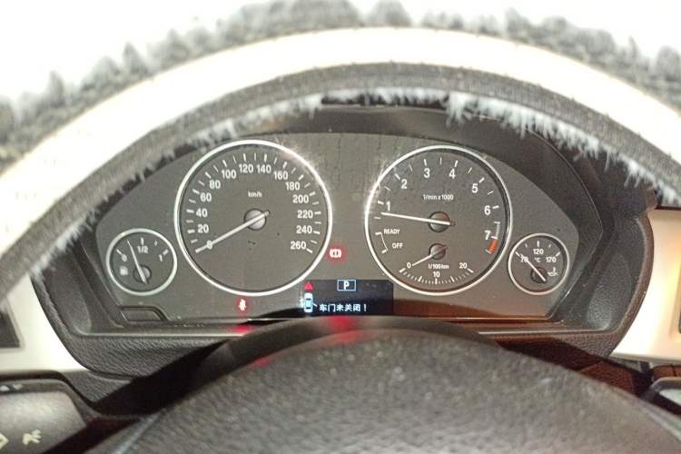 Used BMW 3 Series 2014 320i Active Edition Instrument Cluster