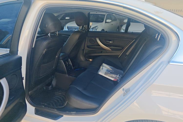 Used BMW 3 Series 2014 320Li Fashion Model Interior 1