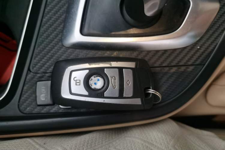 Used BMW 3 Series 2014 320Li Fashion Model Interior 1