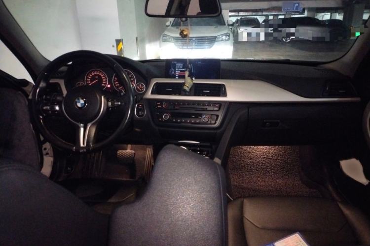 Used BMW 3 Series 2014 320Li Fashion Model Interior 2