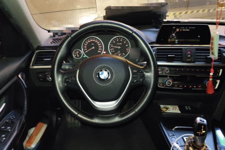 Used BMW 3 Series 2014 320Li Fashion Model Interior 2