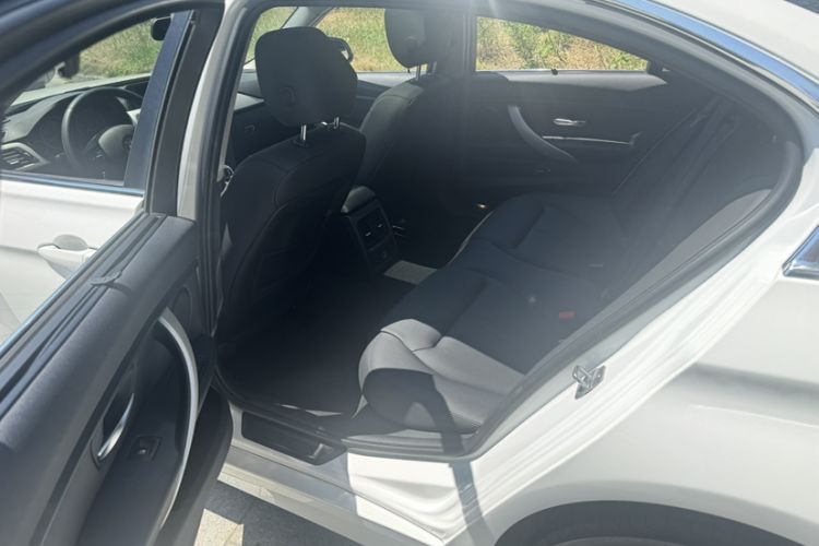 Used BMW 3 Series 2014 320Li Fashion Model Interior 3