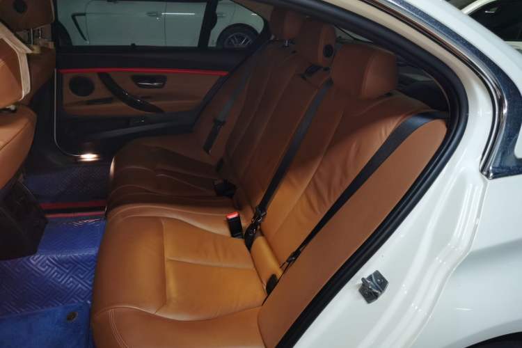 Used BMW 3 Series 2014 320Li Luxury Design Package Interior 4