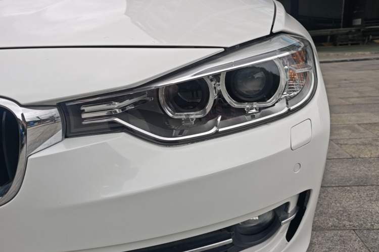 Used BMW 3 Series 2014 320Li Fashion Model Left Front Headlight