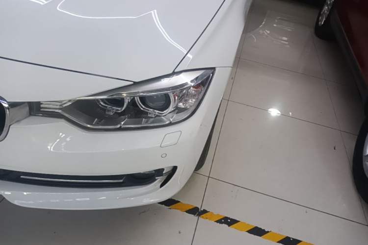Used BMW 3 Series 2014 320Li Fashion Model Left Front Headlight